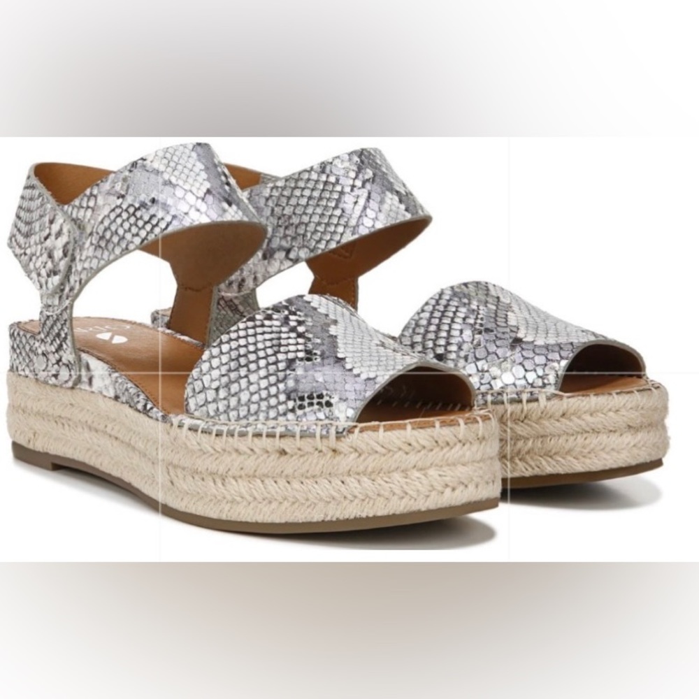 FRANCO SARTO Espadrille sandals with a sleek crisscross ankle strap